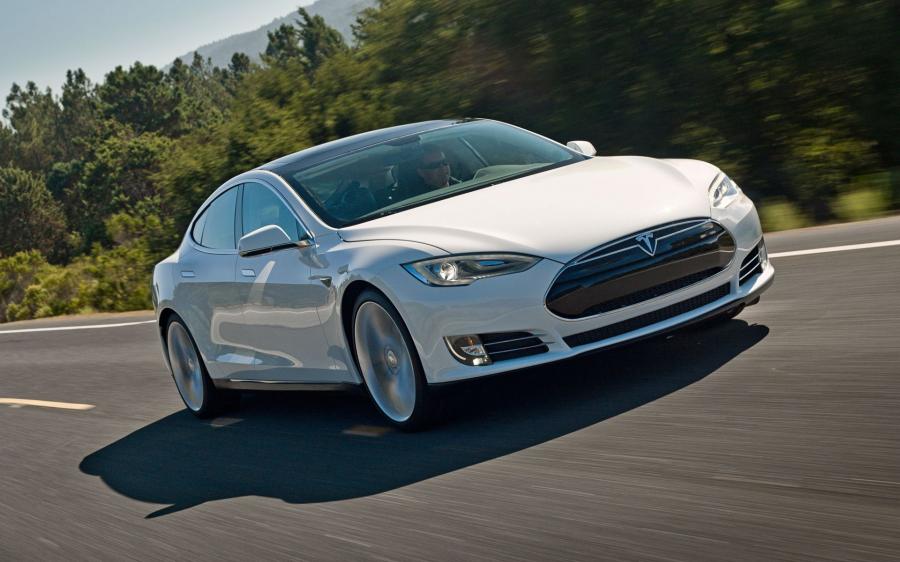  Tesla Model S 2012 года  (фото 80 из 88)